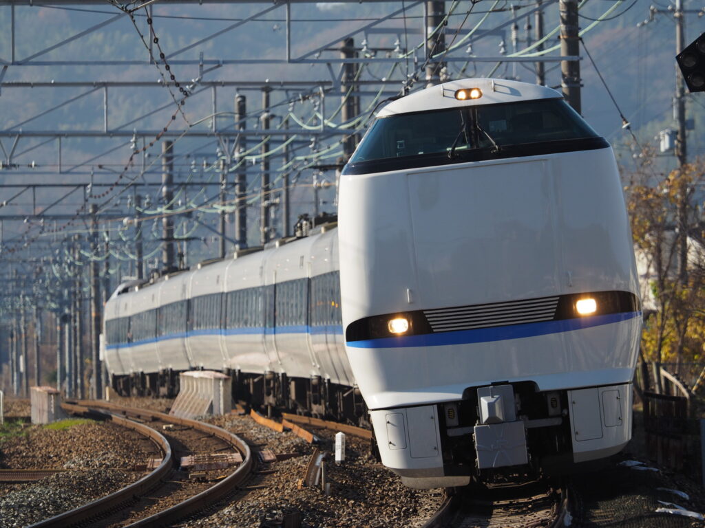 683-4000_Thunderbird_Yamazaki_20151220-1024x768 JR西日本 年末年始の臨時列車情報公開!!